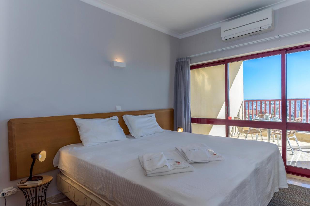 Flh Praia Mar Marine Flat With Pool Portimão Exterior photo